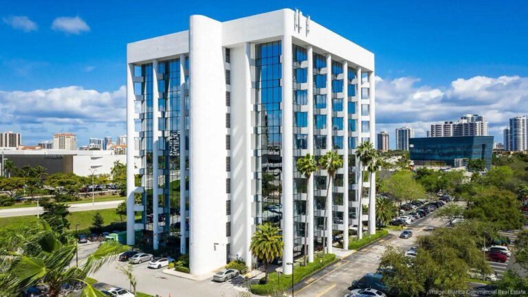 Comp AI Opens South Florida Headquarters in Aventura