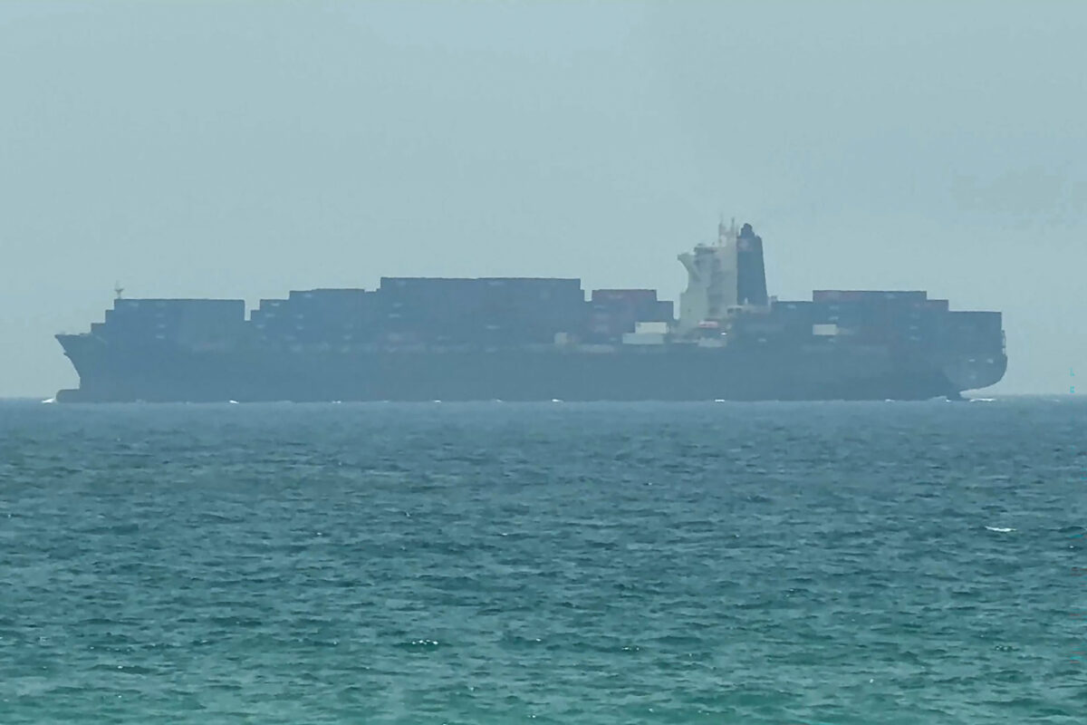 As Hormuz talks stall, experts see economic pressure — not war — as Trump’s likely path