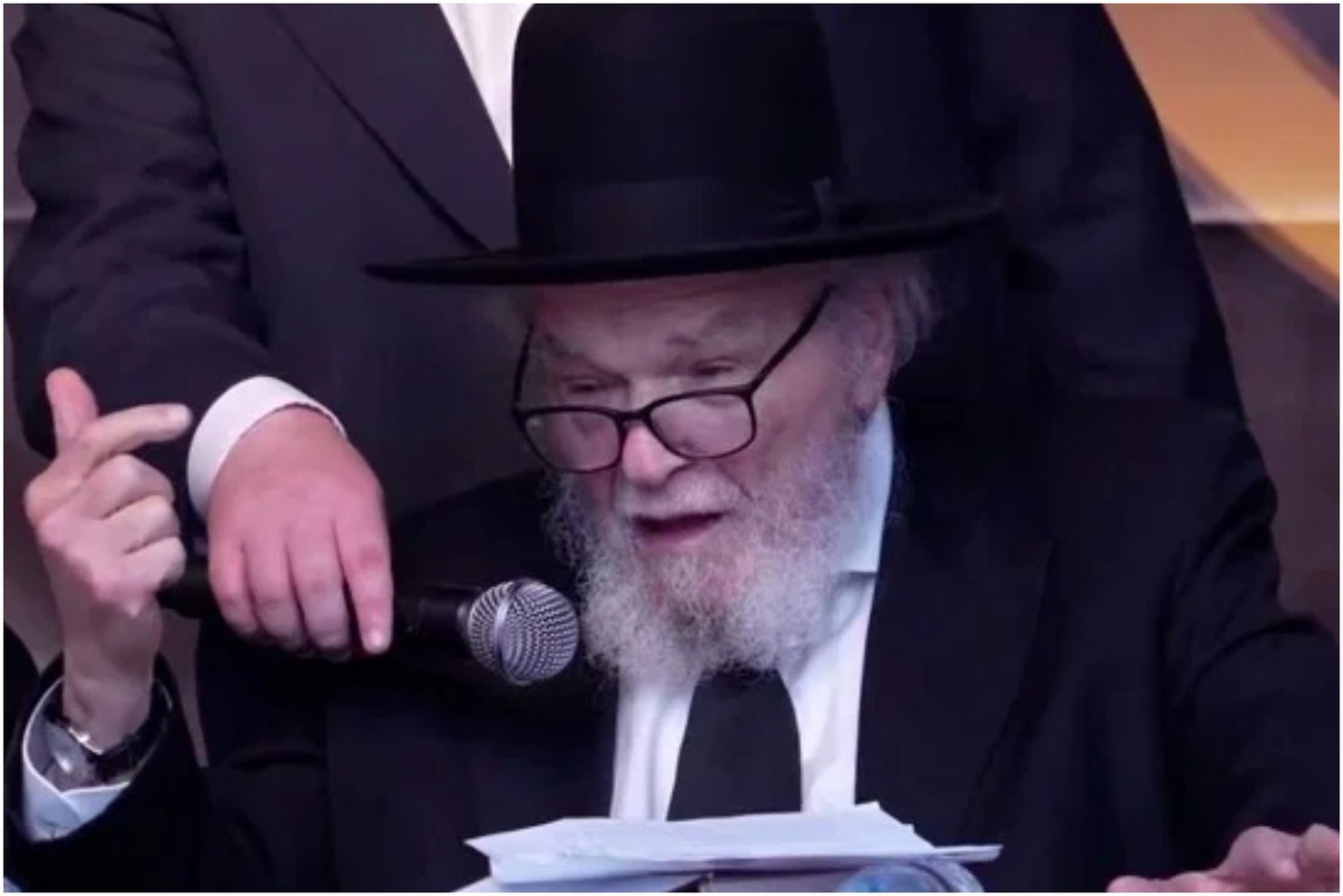 Rav Moshe Hillel Hirsch on Finding Joy in Torah, Meaning in Tefillah, the Draft Crisis, Parnassah and the Challenges Facing Yeshiva Bochurim