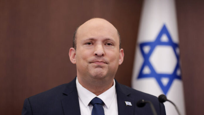 As Poll Numbers Plunge, Bennett Escalates Attack on Chareidim: ‘If We Don’t Dismantle the Chareidi State, We’ll Lose the Zionist State’