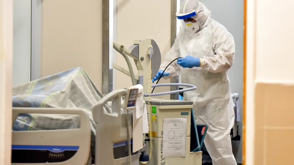 Israeli Health Ministry: Man suspected of having Ebola quarantined