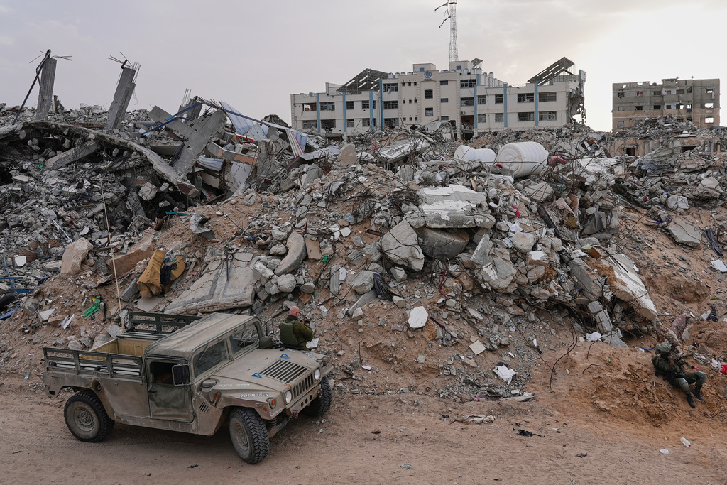 GAZA SHOWDOWN: Israel Pushes Back Against U.S. Pressure, Demands Full Hamas Disarmament Before Further Withdrawals
