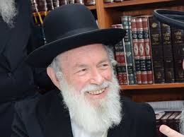 Rabbi Zilberstein: Volunteers Can Play Music In Hospitals Even In The Nine Days
