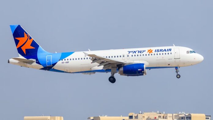 Israel Probes Possible Nationalist Motive After Service Vehicle Strikes Israir Plane in London