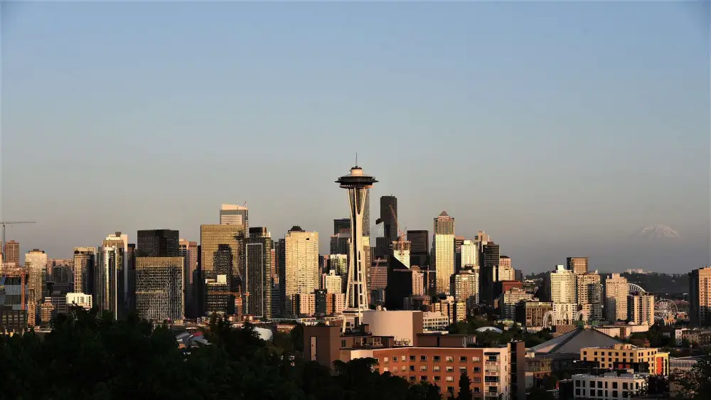 Almost 20% of hate crimes in Seattle this year targeted Jews, who are an estimated 1% of city's metro area