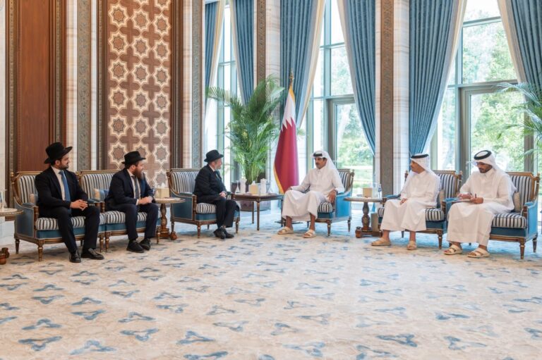 Rabbis Meet Qatar’s Emir to Offer Condolences, Promote Interfaith Dialogue