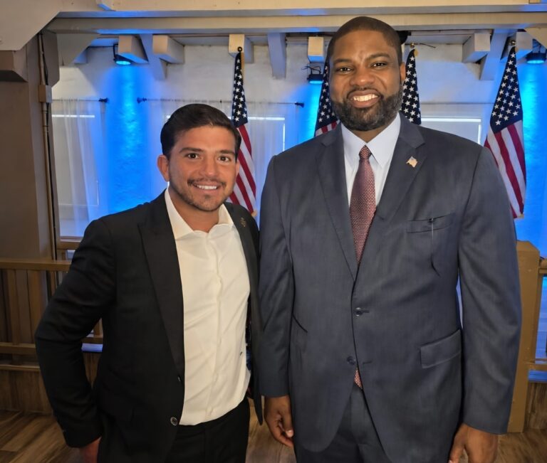 EXCLUSIVE: Surfside Commissioner David Weingot, Jewish Community Leader, Endorses Byron Donalds for Governor Ahead of Primary”