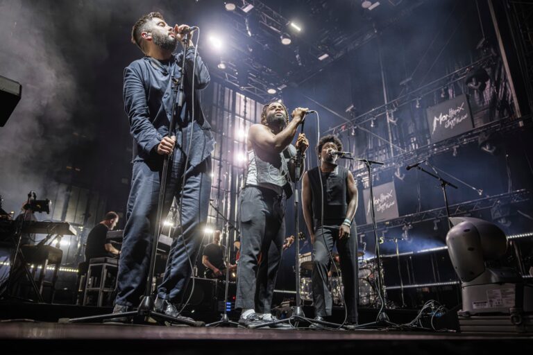 Singapore Bans 2 Massive Attack Members After Pro-palestine Display at Concert