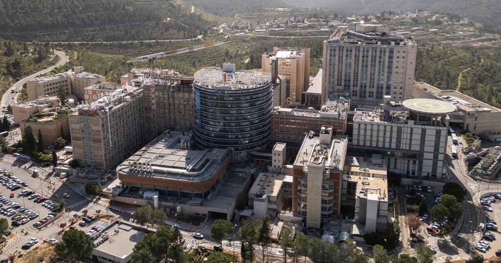 MEDICAL FIRST: Hadassah Hospital Performs Innovative Treatment For Patient With Recurrent Aggressive Brain Tumor
