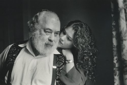 New Carlebach Documentary Draws Opposing Responses From Rabbi’s Daughters