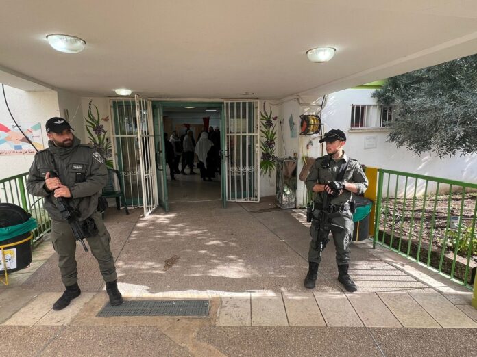 Israeli Agencies Say Yeshiva Draft Evaders Cannot Be Barred From Election Jobs Solely Over Military Status