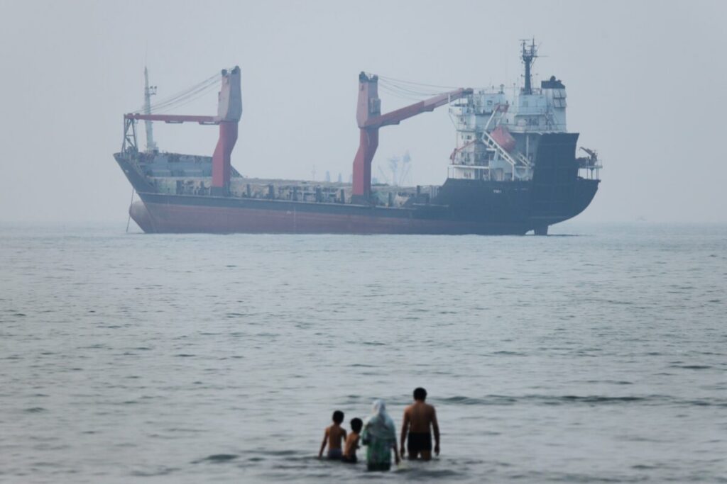 U.S. ASSESSMENT: Iran’s Strategic Priority Shifts From Nuclear Program To Strait Of Hormuz